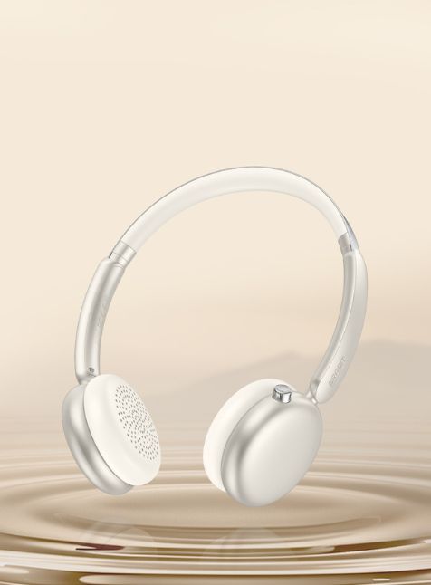 GRABIT-mobile-accessories-high-quality-phone-chargers-stereo-headsets-mono-headsets-PVC-cables-nylon-braided-cables-travel-chargers-designed-for-durability-fast-charging-superior-performance